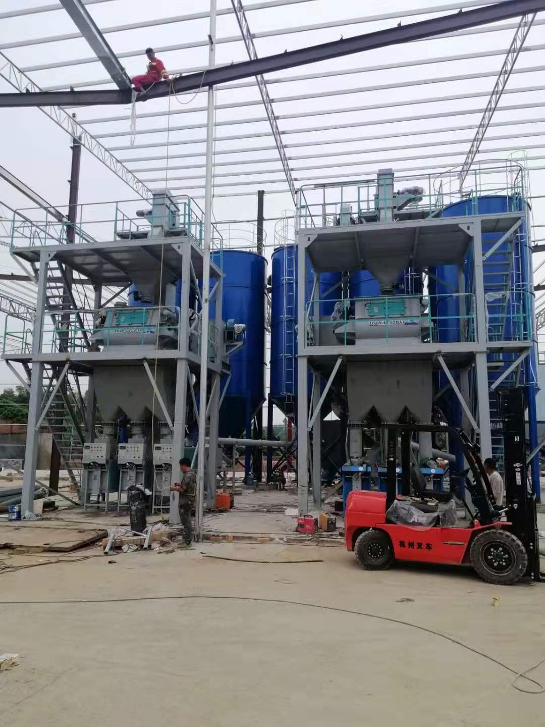 Automatic dry mixed mortar production plant